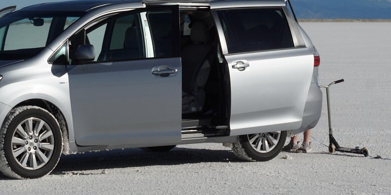 Home vans & minivans car rental cayman