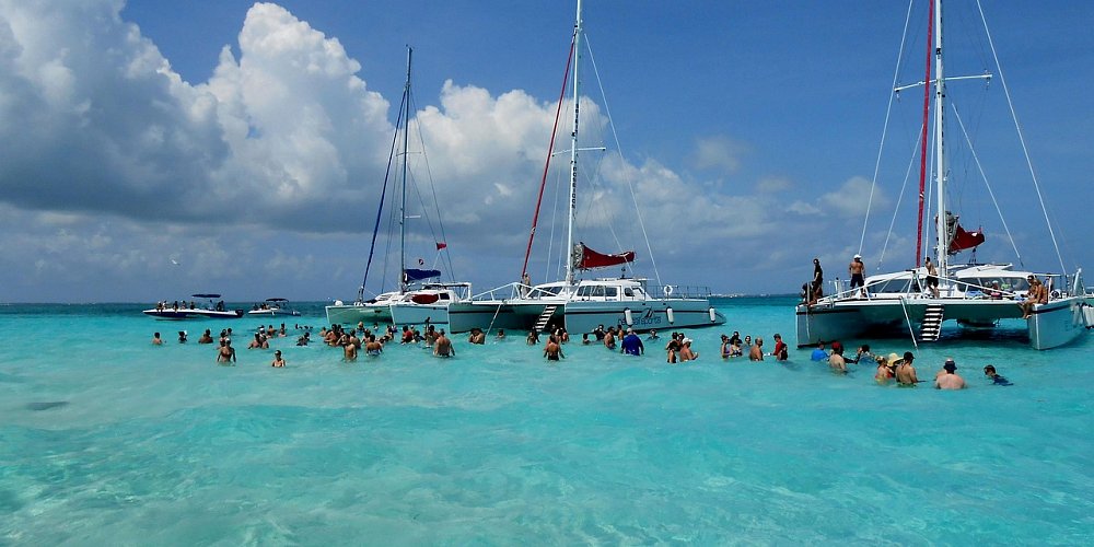 Our amazing car rental locations across the Cayman Islands