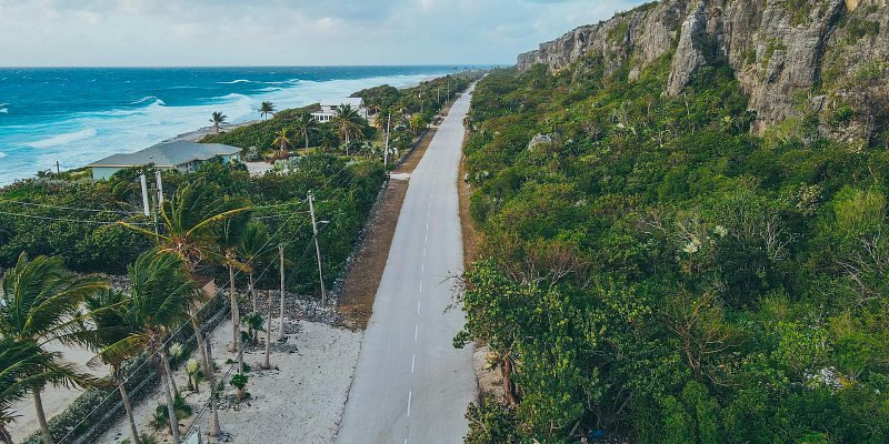 Our car rental locations across west bay road and west bay area